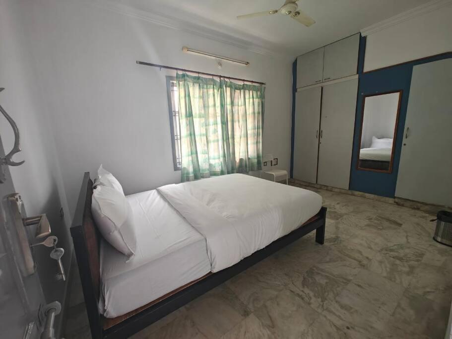 Waterfall Villa - 4Bhk Mysore Buitenkant foto